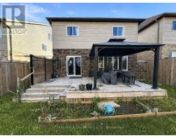 Bathroom - 541 Sundew Drive, Kitchener, ON N2V0B8 Photo 13