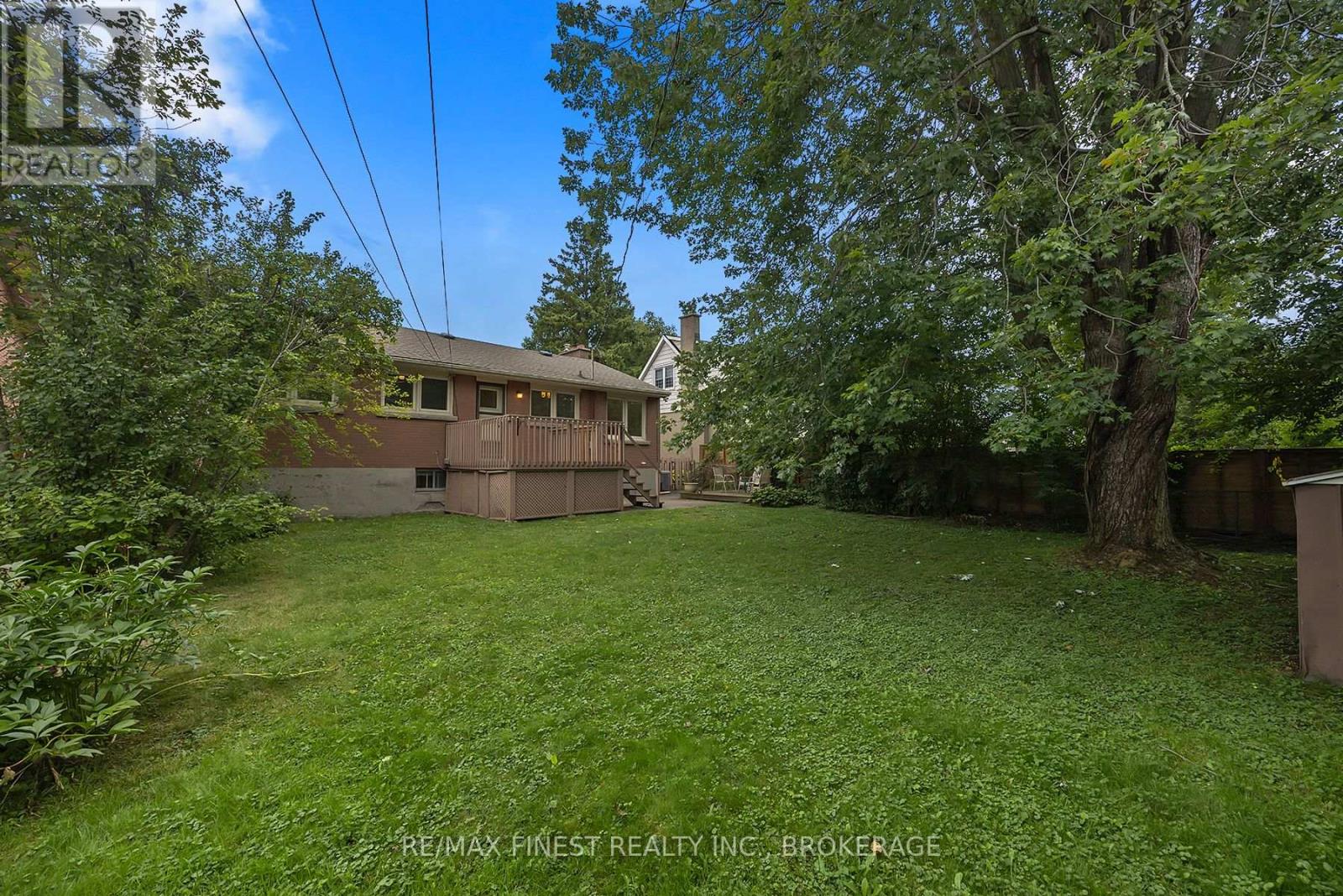 140 LIDDELL CRESCENT - 11