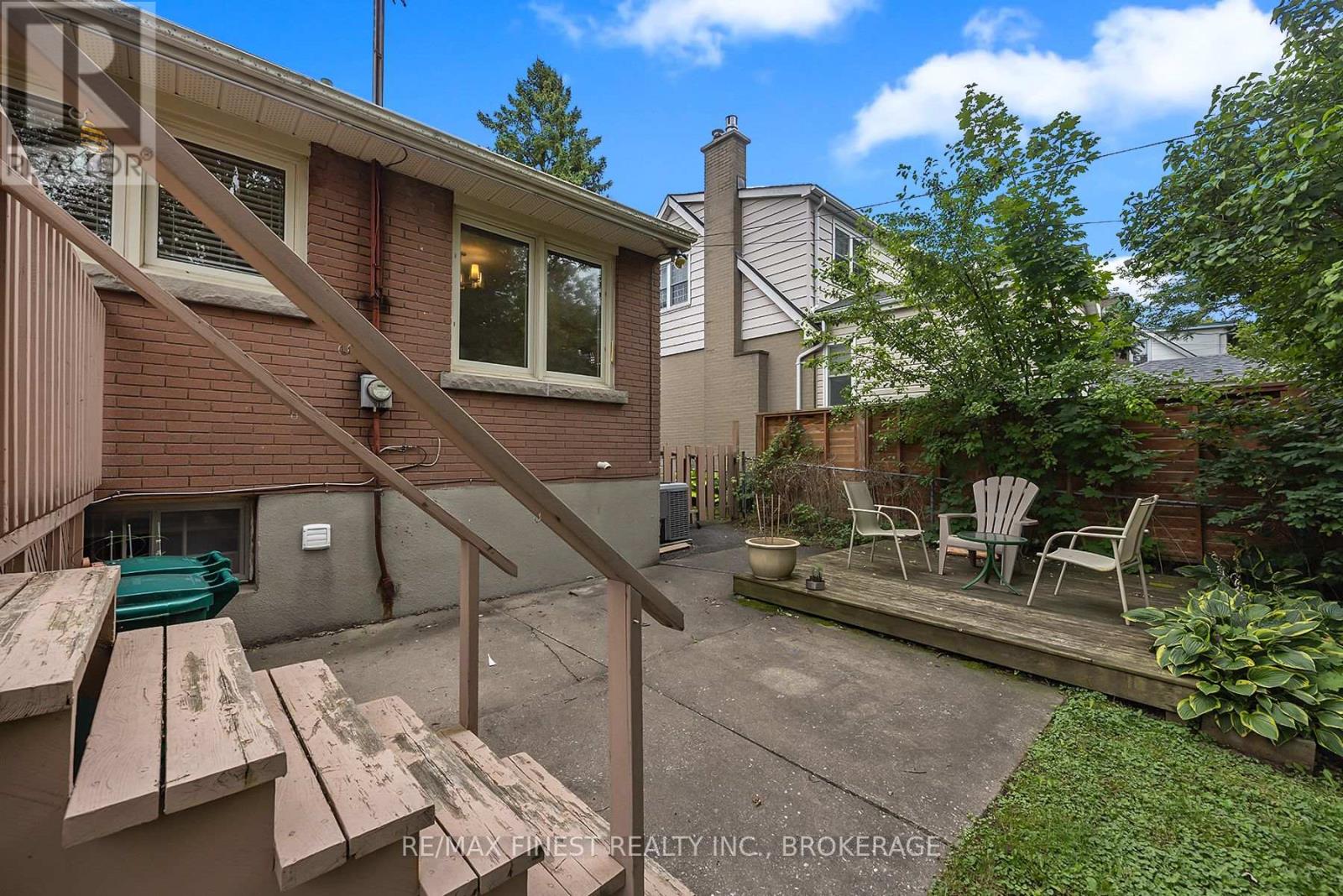 140 LIDDELL CRESCENT - 13