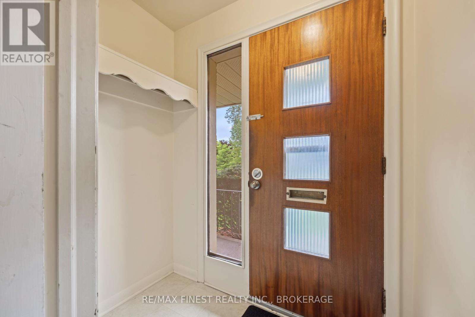 140 LIDDELL CRESCENT - 14