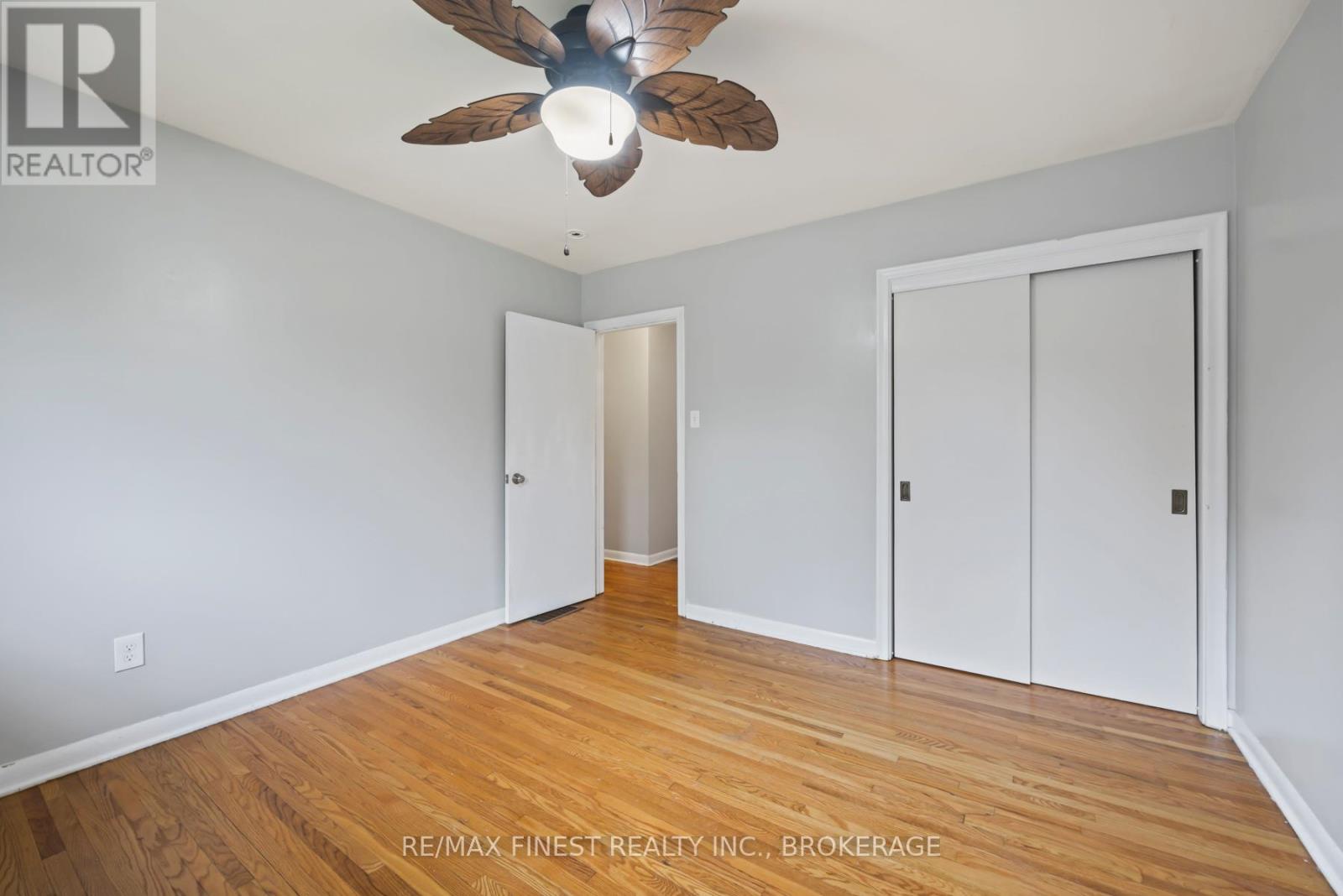 140 LIDDELL CRESCENT - 27