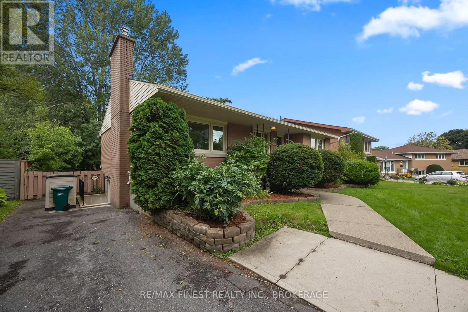 140 LIDDELL CRESCENT - 5
