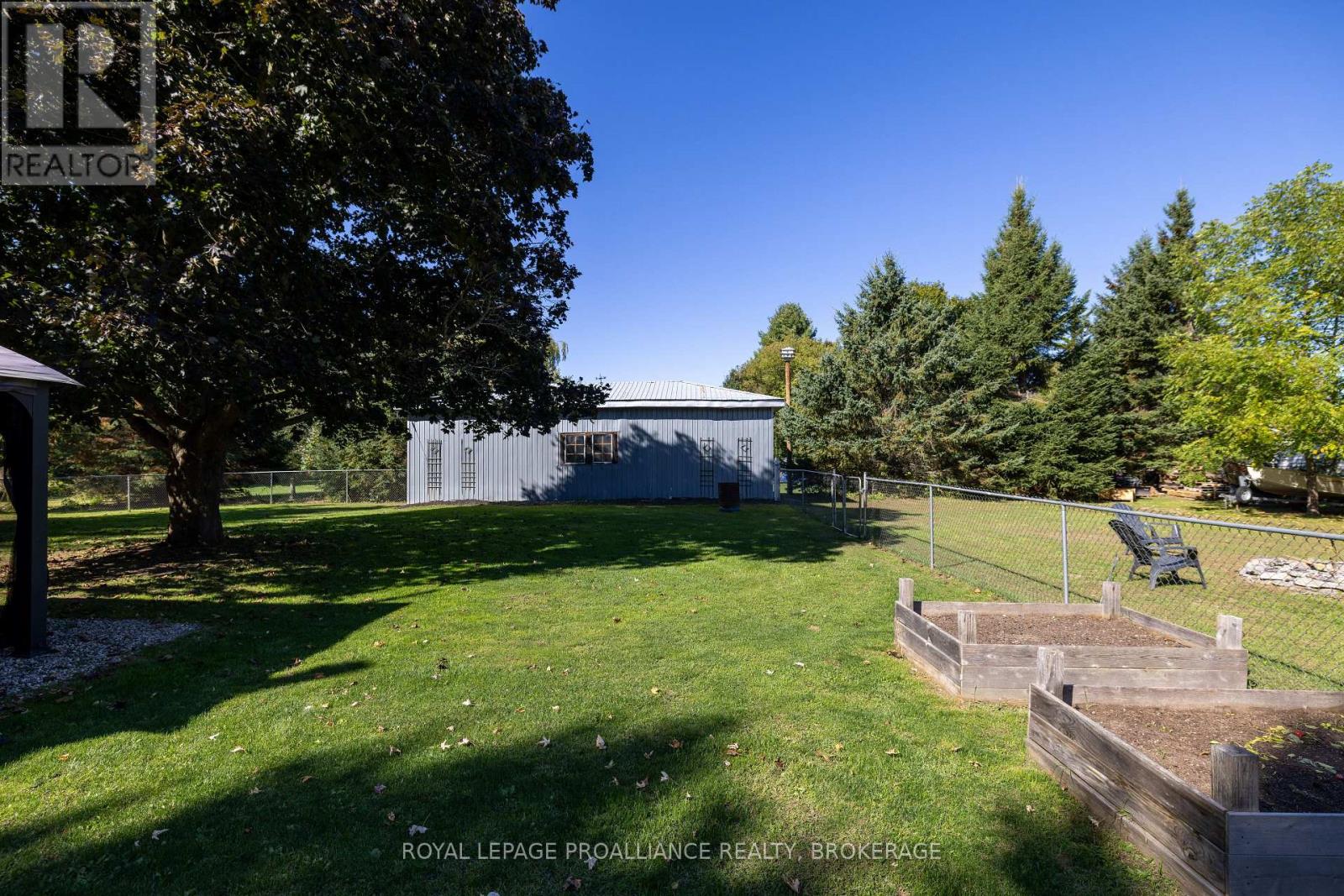 6045 VERONA STREET - 38