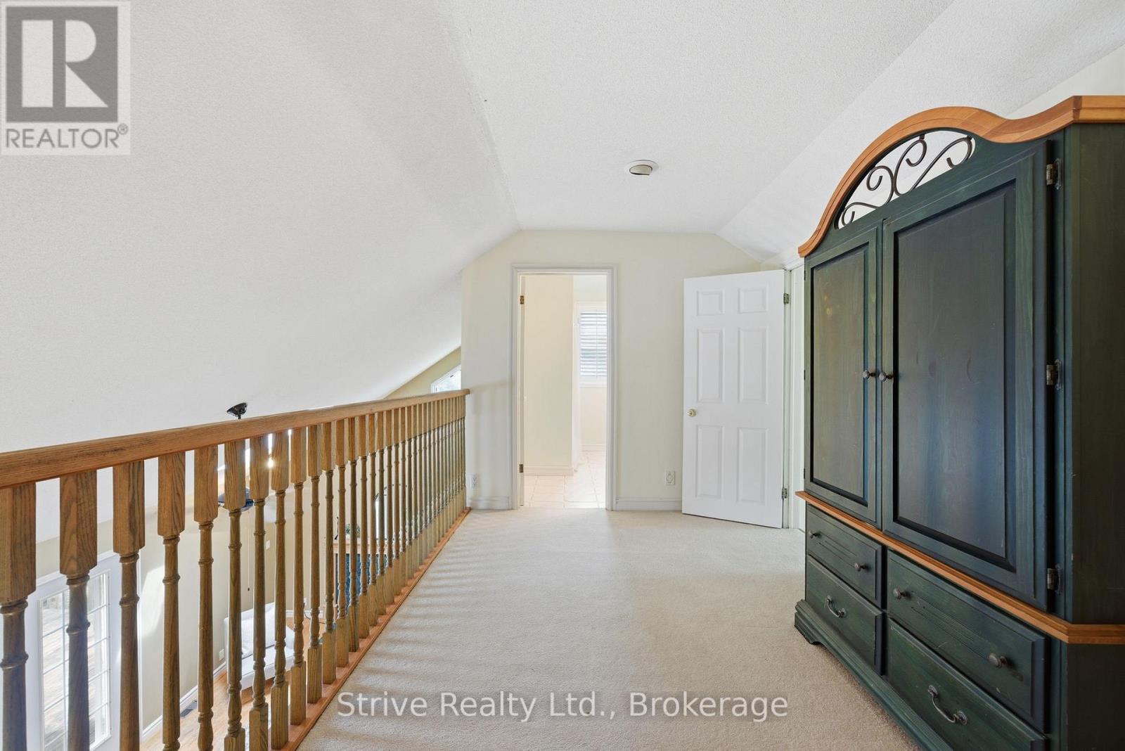 41 GRANDVIEW DRIVE - 21