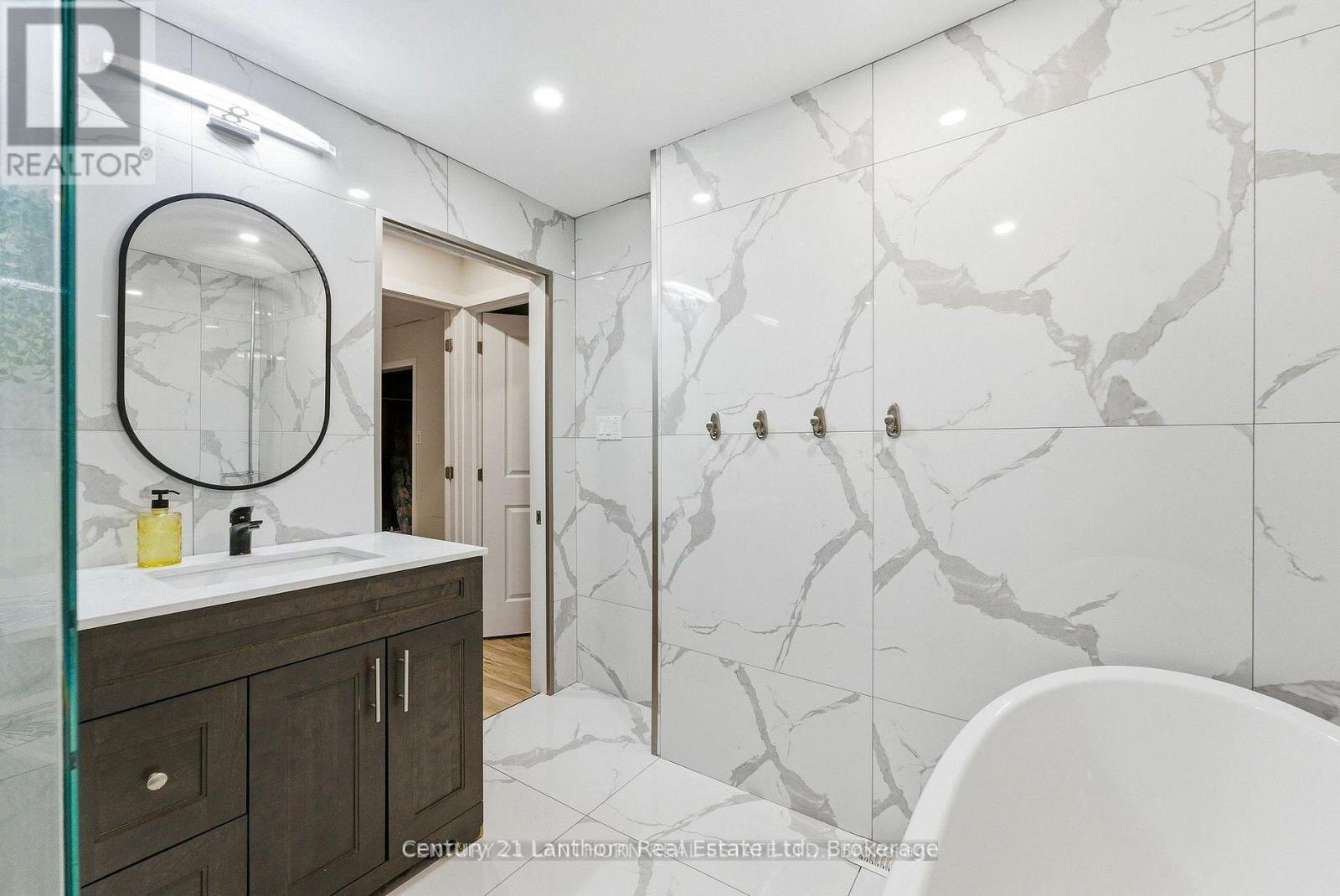 115 RIDLEY STREET - 28