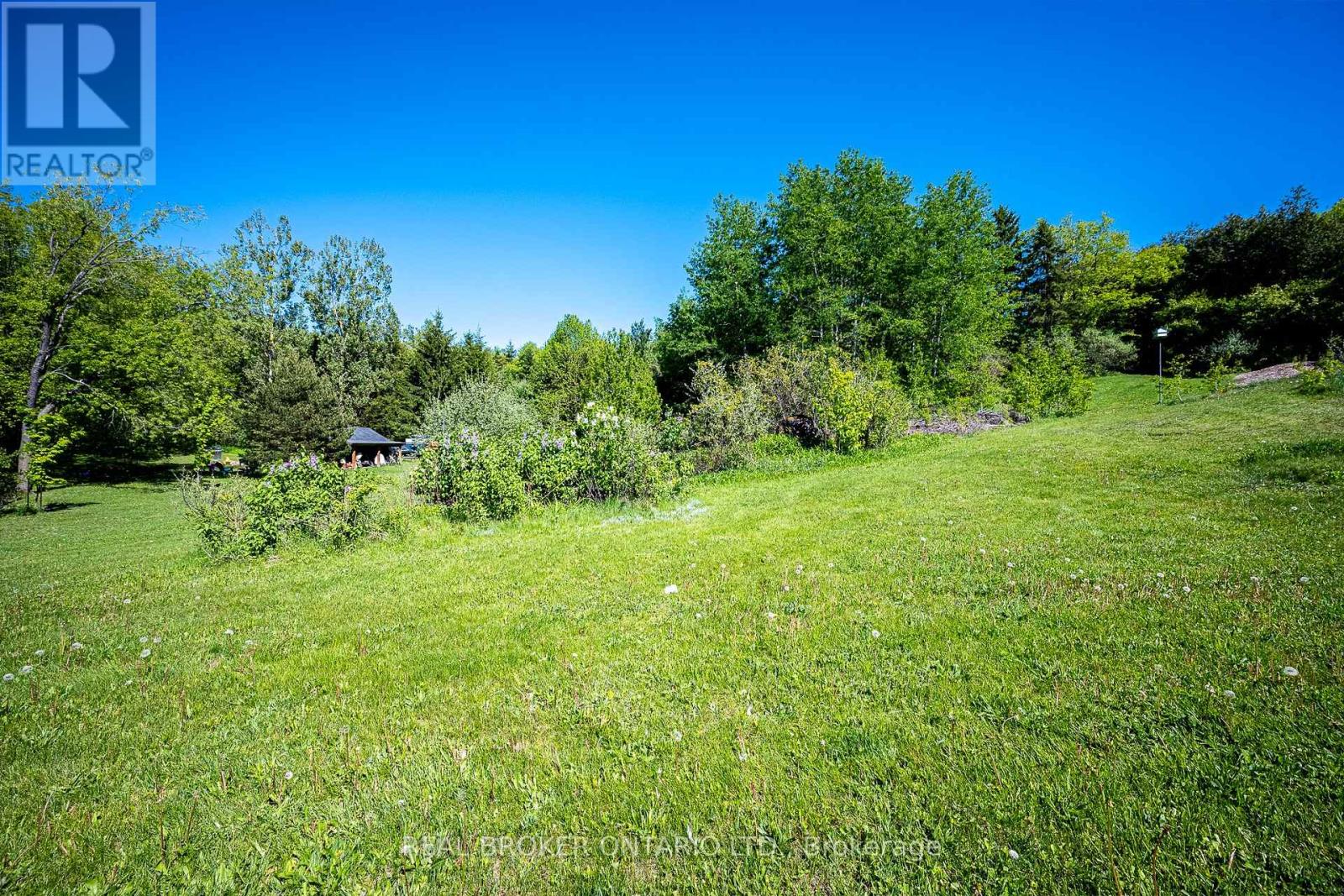 16 OLD CARRIAGE ROAD - 39