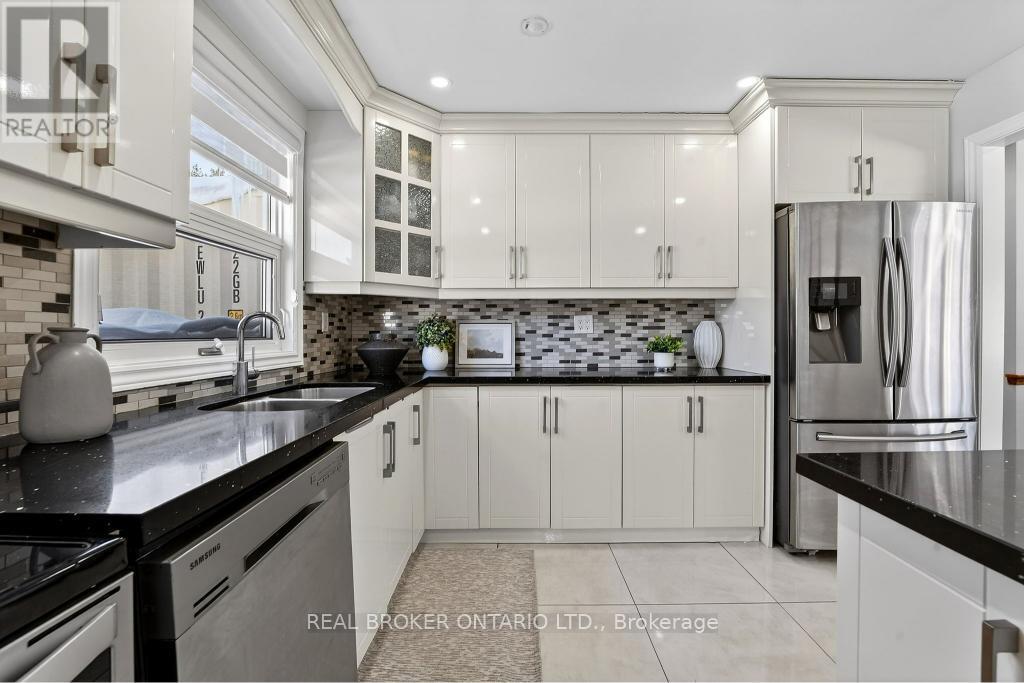 16 OLD CARRIAGE ROAD - 12