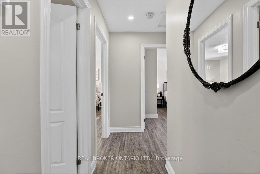 16 OLD CARRIAGE ROAD - 17