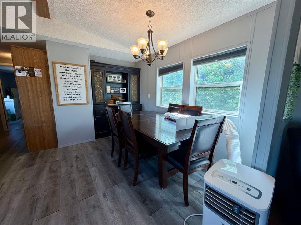 10409 Homestead Way — photo 13