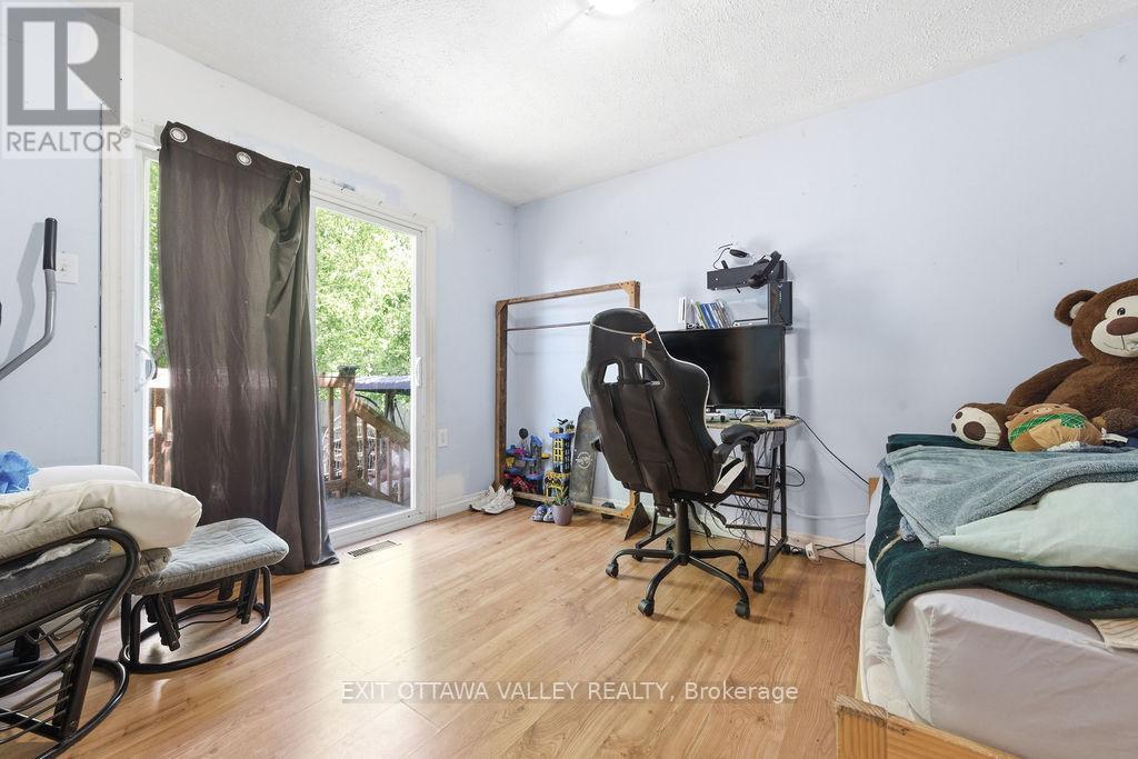 341 CRAIG STREET - 10