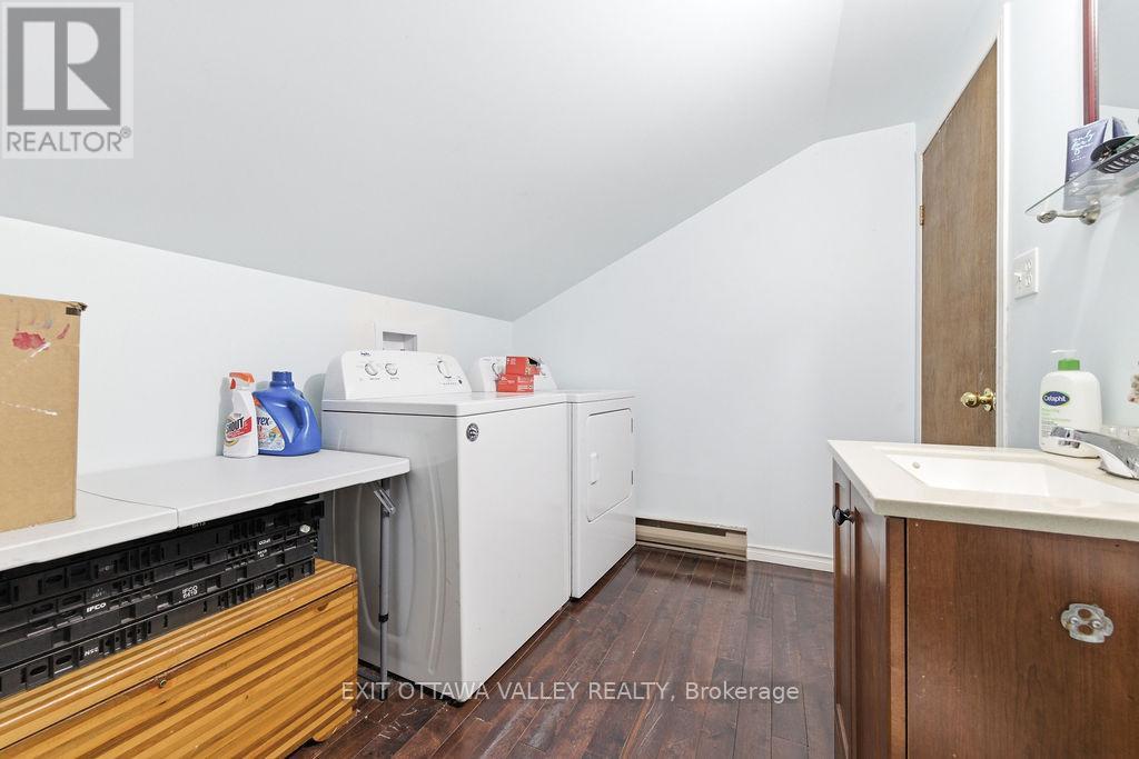 341 CRAIG STREET - 19