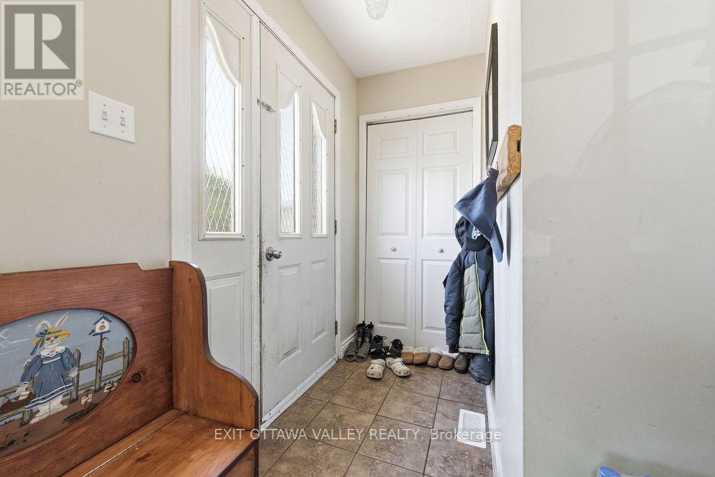 341 CRAIG STREET - 25