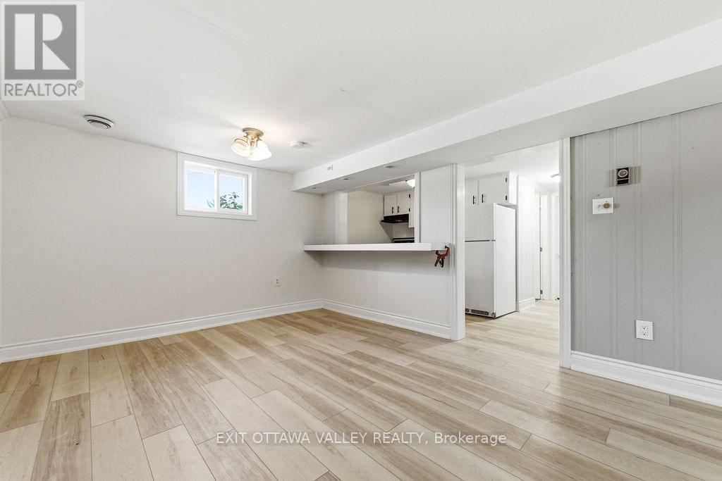 341 CRAIG STREET - 32