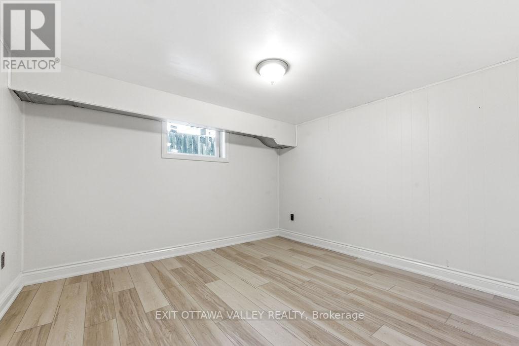 341 CRAIG STREET - 34