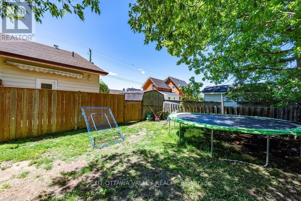 341 CRAIG STREET - 43