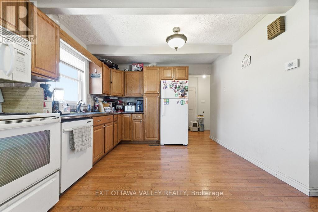 341 CRAIG STREET - 7