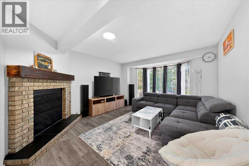 6979 Laguna Way NE - photo 5
