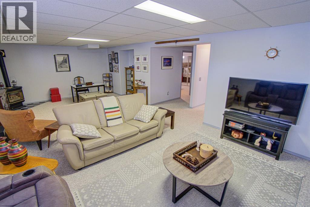 11B Westlynn Drive - 36