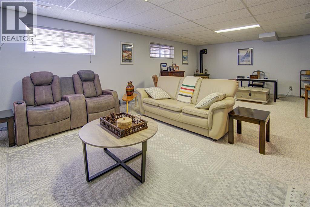 11B Westlynn Drive - 35