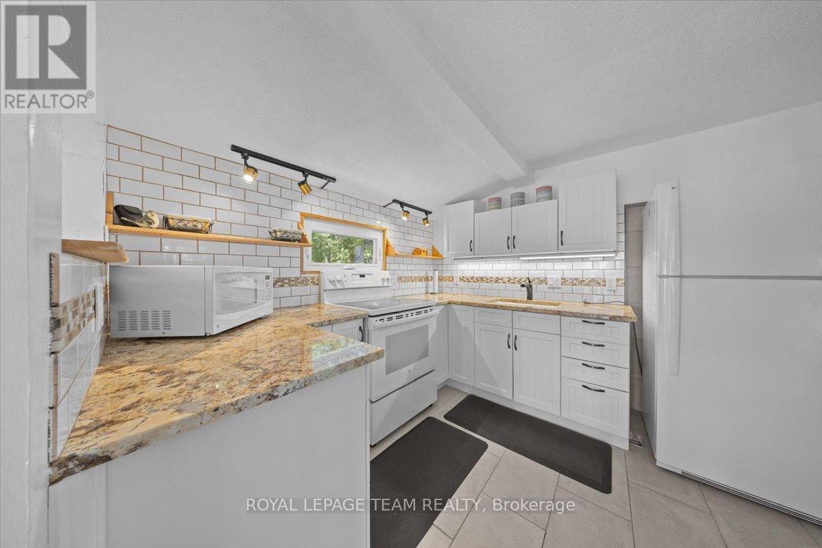 91 BERTRIM LANE - 18