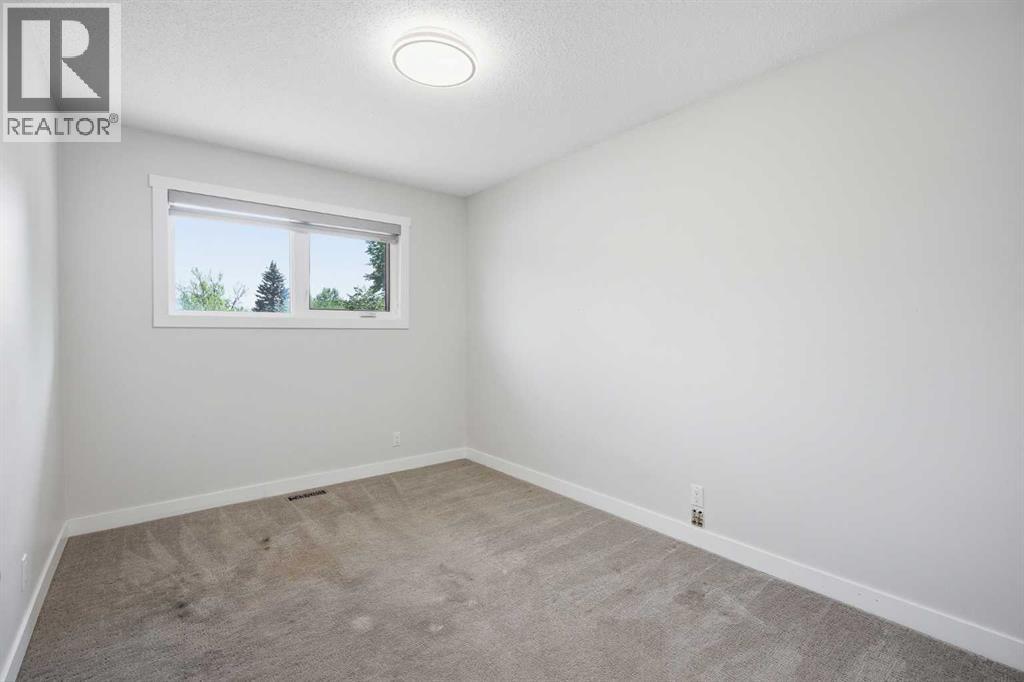187 Templeton Circle NE — photo 22