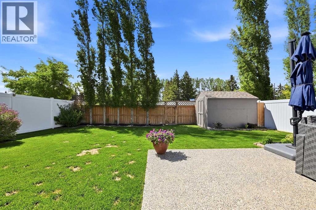 43 Thompson Crescent — photo 21