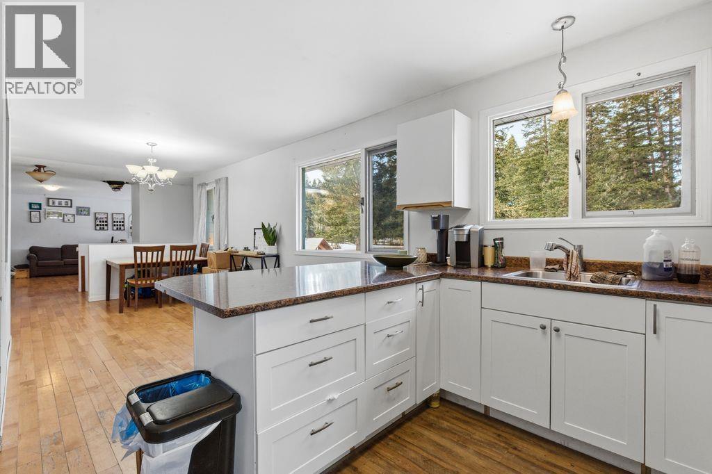 3322 CRANE ROAD - 5