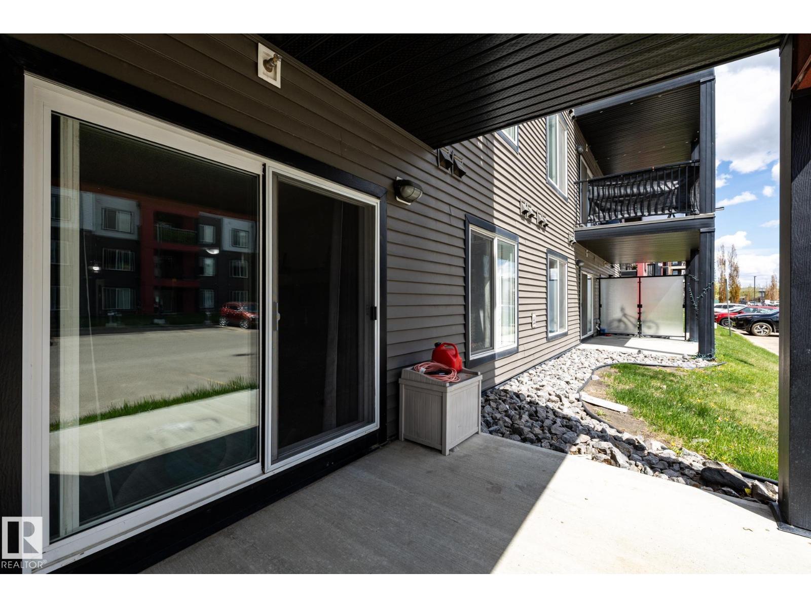 #131 344 WINDERMERE RD NW — photo 32