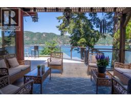 Living room - 7911 Bedwell Dr, Pender Island, BC V0N2M2 Photo 10