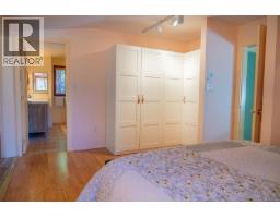 7911 Bedwell Dr, Pender Island, BC V0N2M2 Photo 25