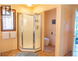 7911 Bedwell Dr, Pender Island, BC V0N2M2 Photo 58