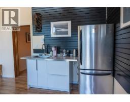 7911 Bedwell Dr, Pender Island, BC V0N2M2 Photo 43