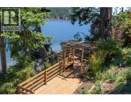 7911 Bedwell Dr, Pender Island, BC V0N2M2 Photo 20