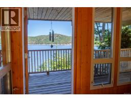 7911 Bedwell Dr, Pender Island, BC V0N2M2 Photo 22