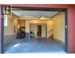 7911 Bedwell Dr, Pender Island, BC V0N2M2 Photo 38