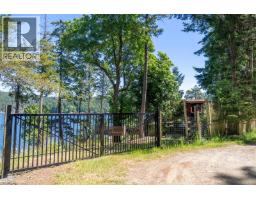 Bedroom - 7911 Bedwell Dr, Pender Island, BC V0N2M2 Photo 8