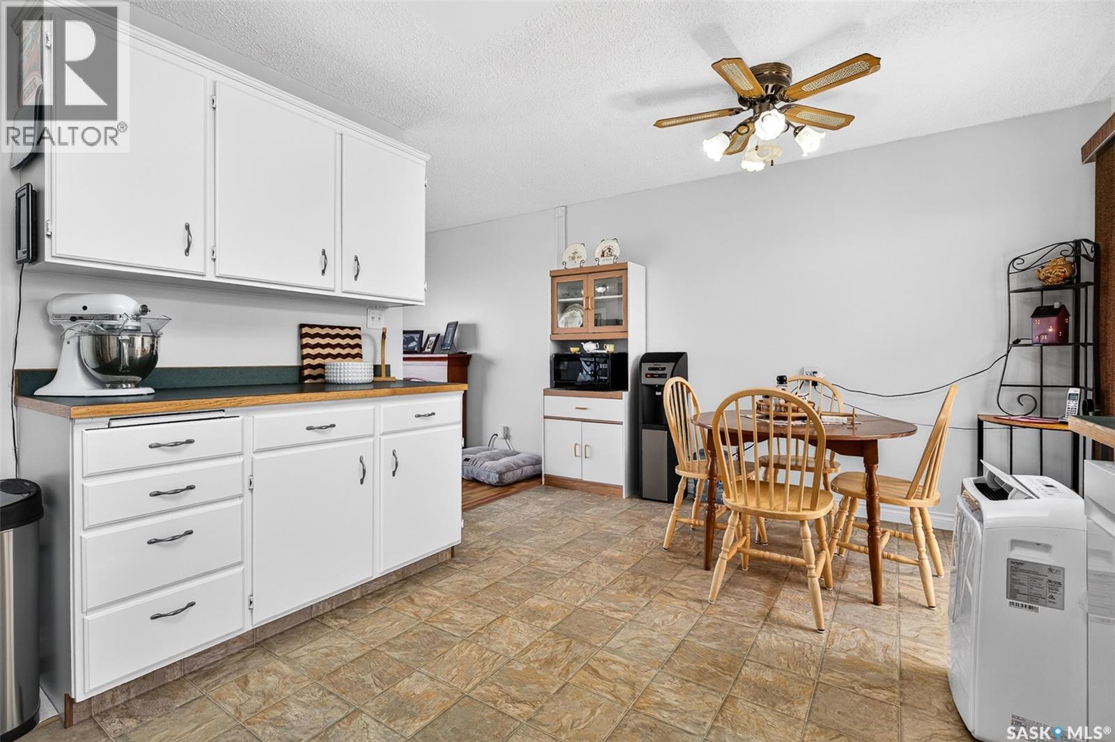 1031 Ross STREET E — photo 21