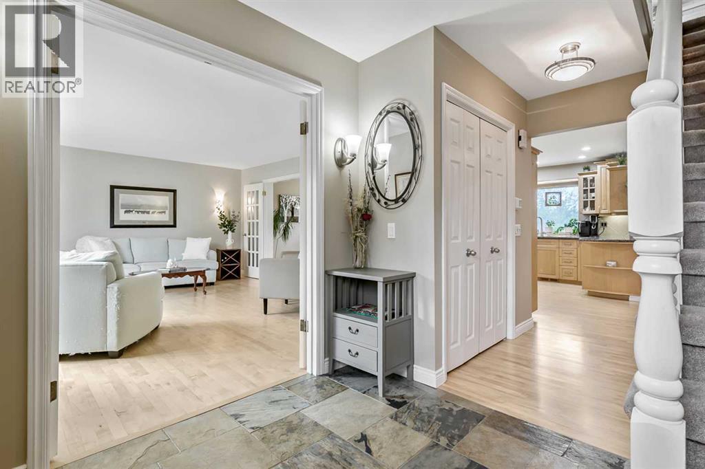 39 Canova Close SW - photo 3