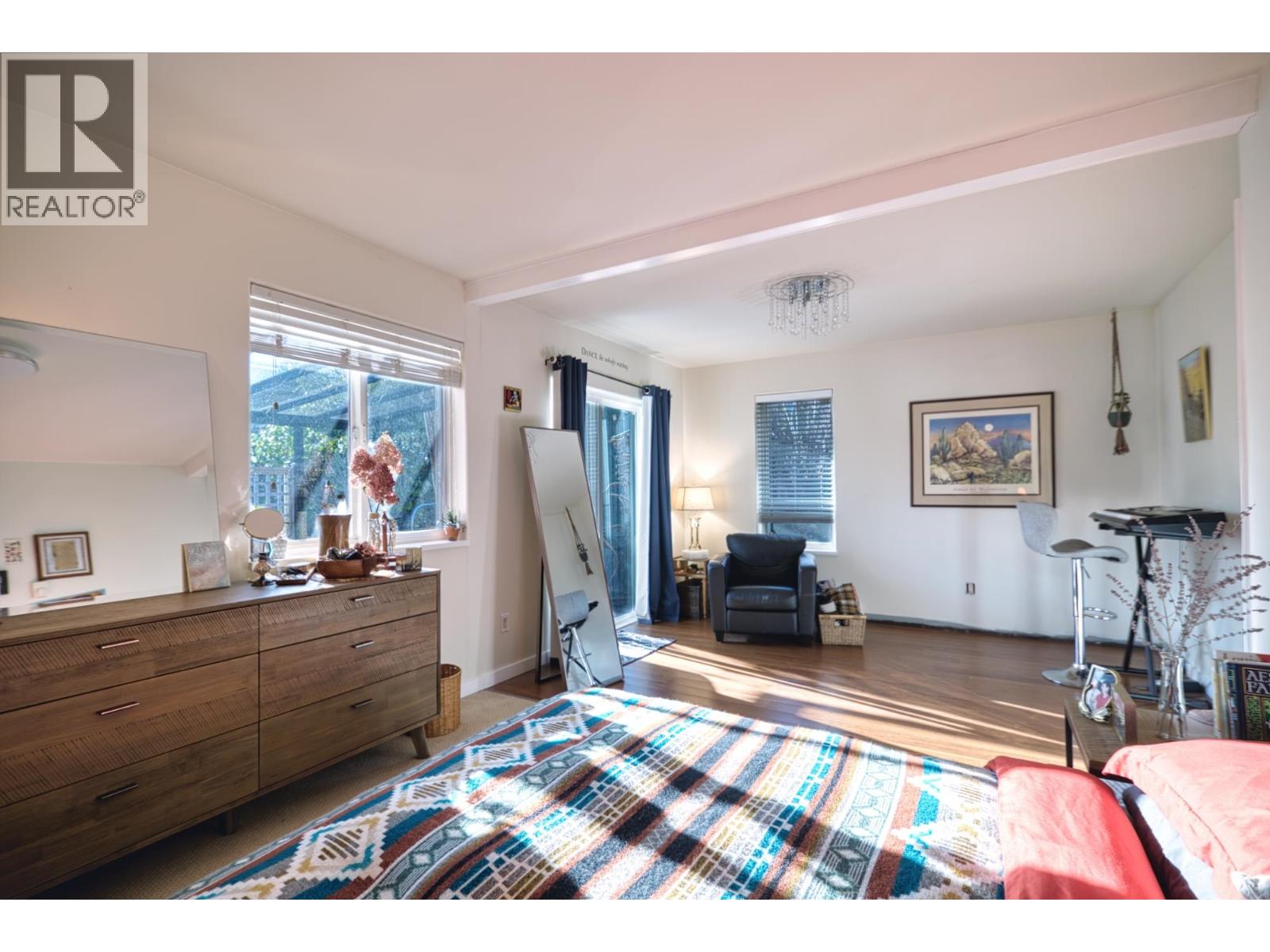 5599 MEDUSA PLACE, Sechelt