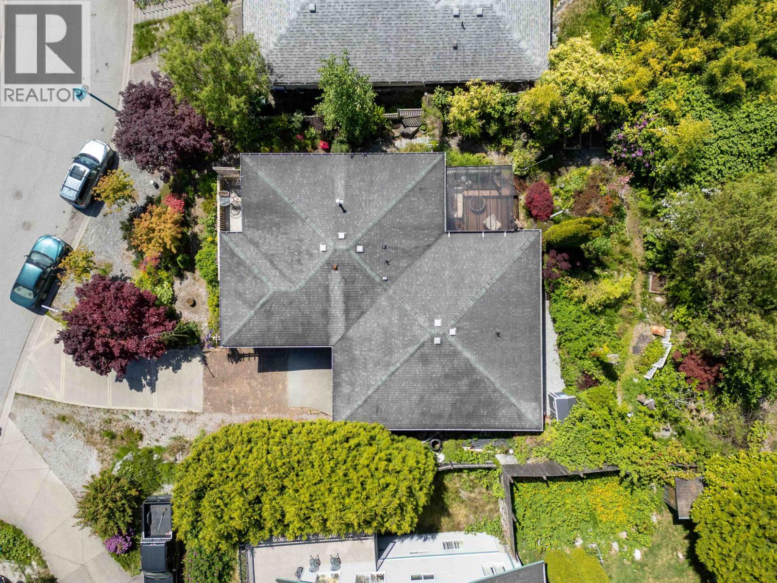 5599 MEDUSA PLACE, Sechelt