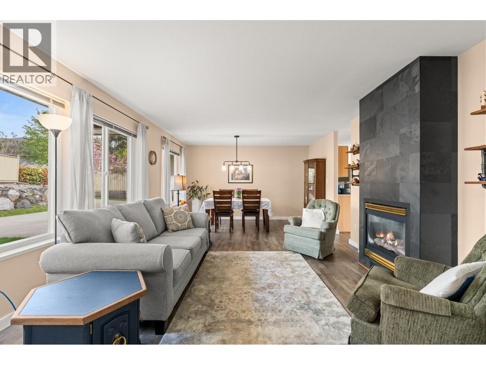 6365 HOMESTEAD AVENUE, Sechelt