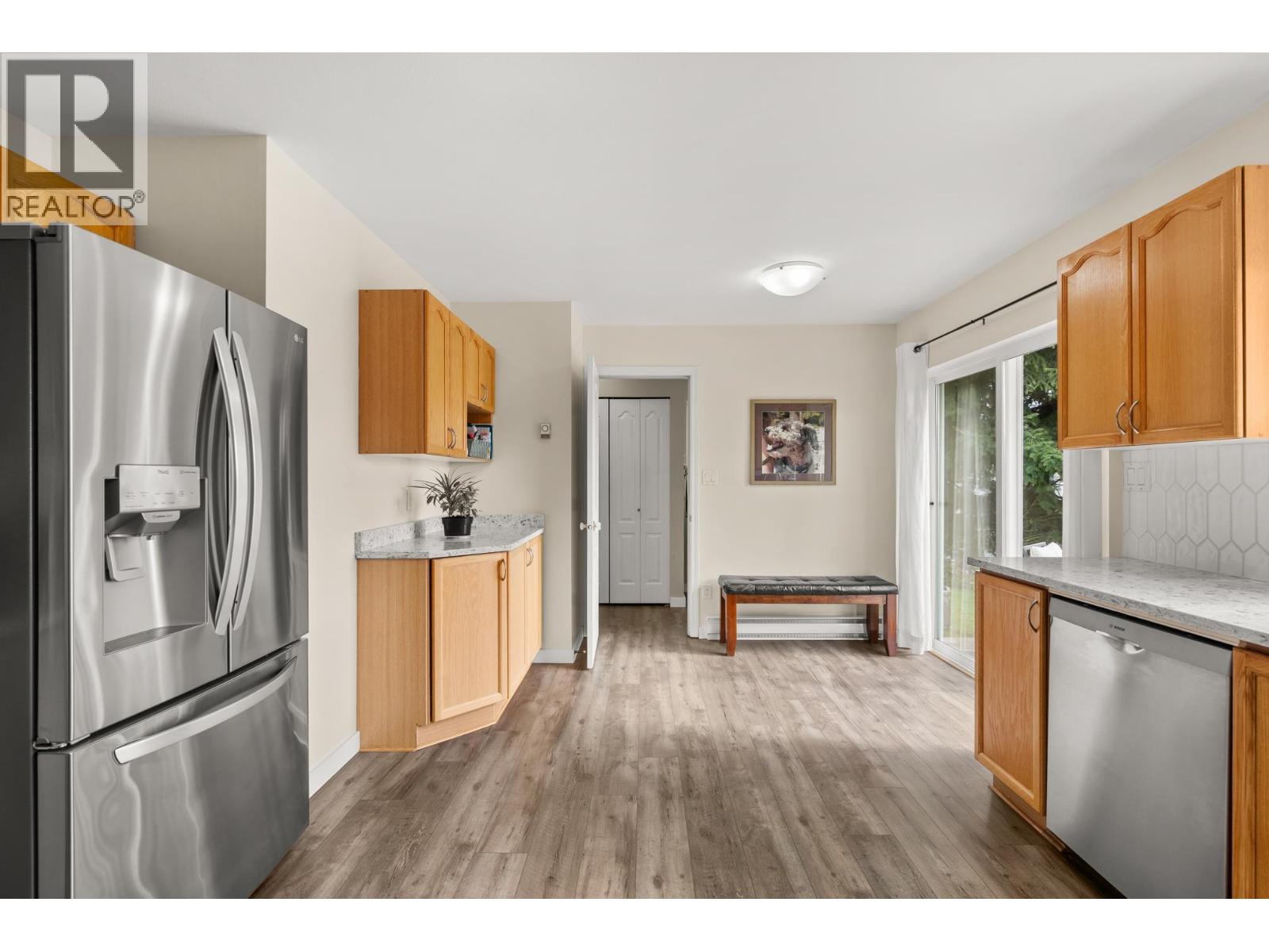 6365 HOMESTEAD AVENUE, Sechelt