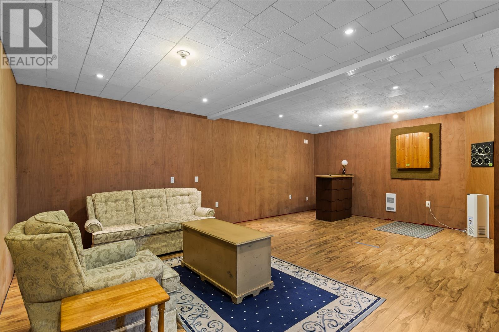 160 Main Road - 27