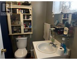 3-5 Roan Street thumbnail 5