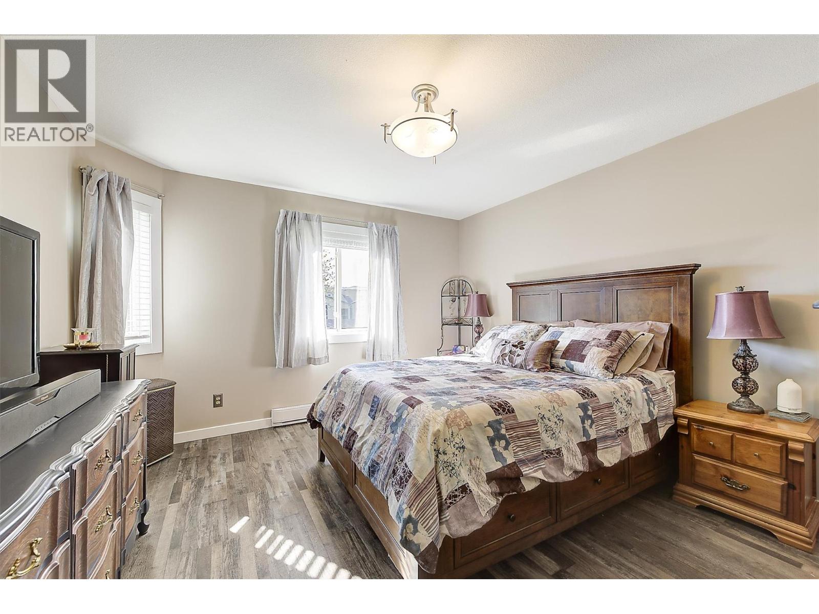 #216 3842 Gordon Drive - Image 11