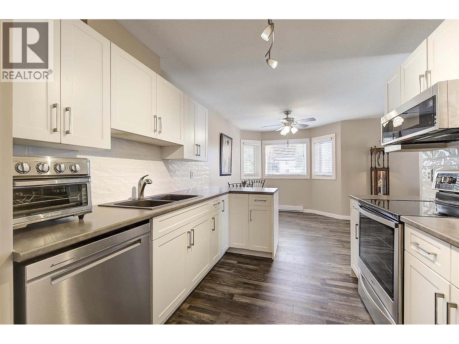 3842 Gordon Drive Unit# 216