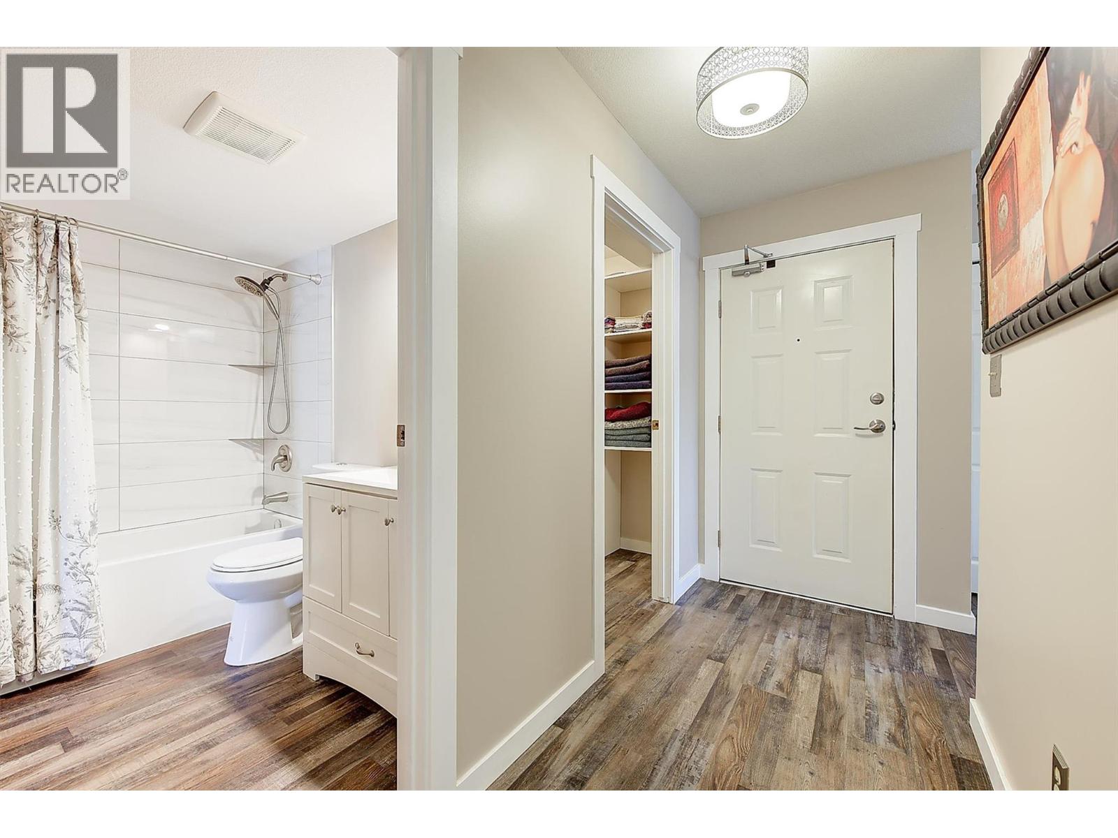 #216 3842 Gordon Drive - 18