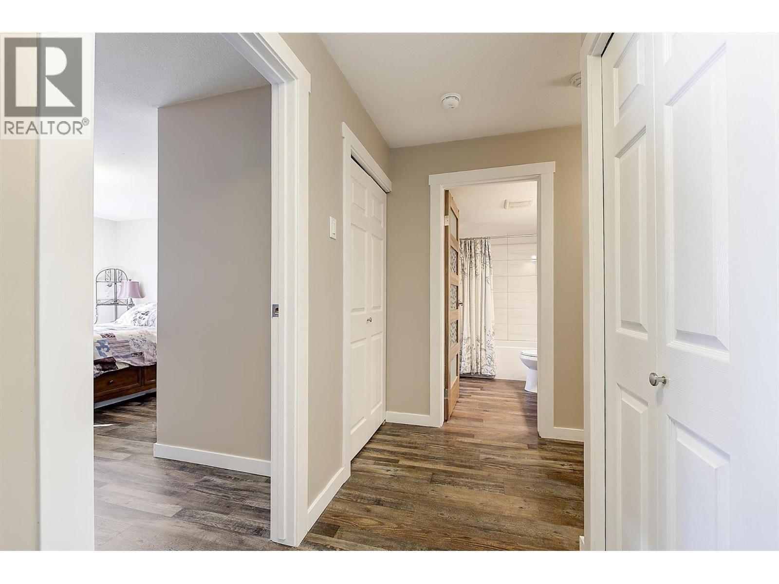 #216 3842 Gordon Drive - 19