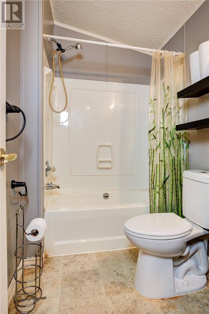 76 Corbin Avenue - 16