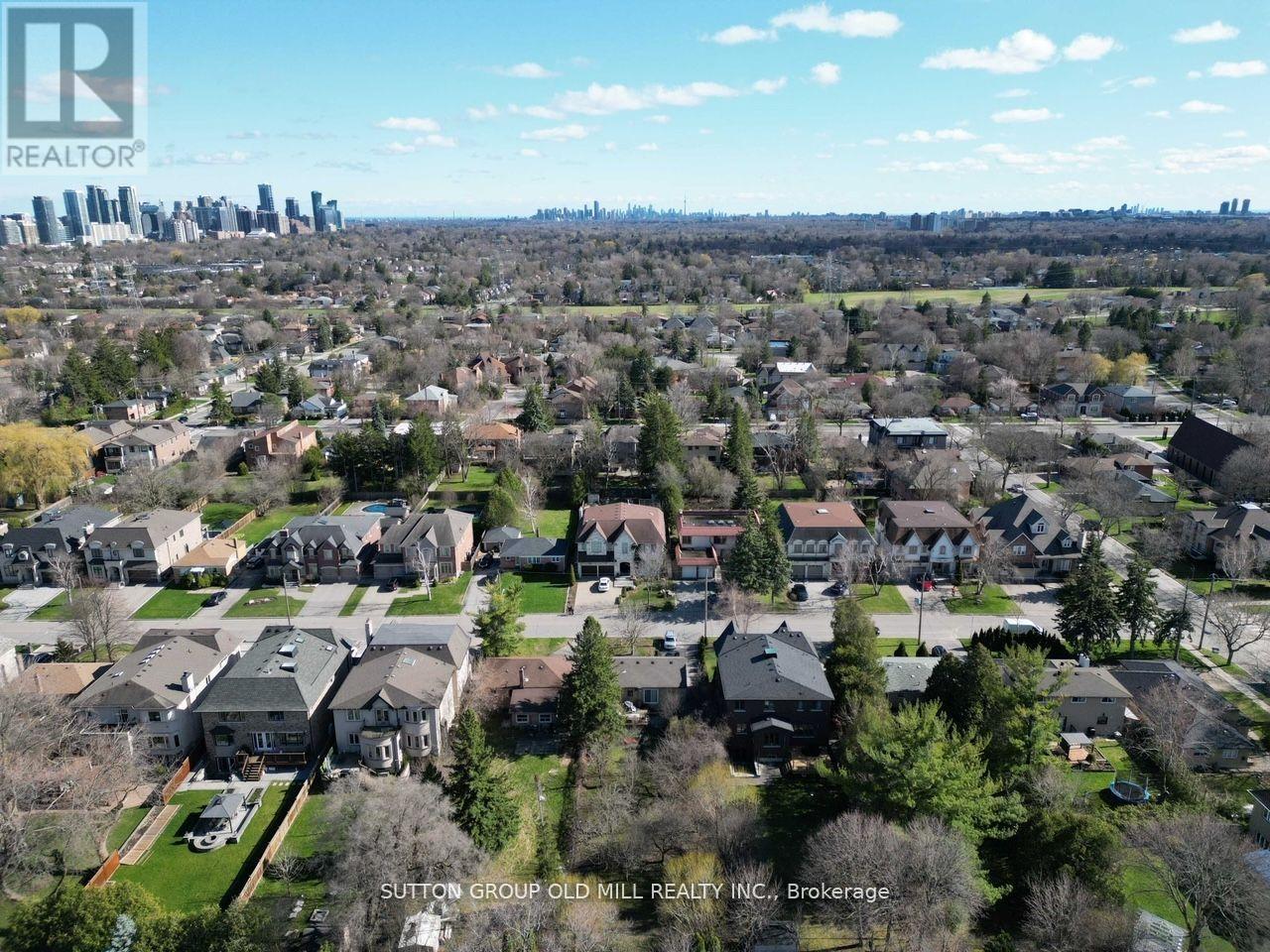 96 CAINES AVENUE - 5
